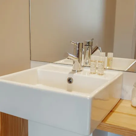 בית הארחה Boutique By Hosty 3*