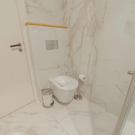 Boutique By Hosty בית הארחה